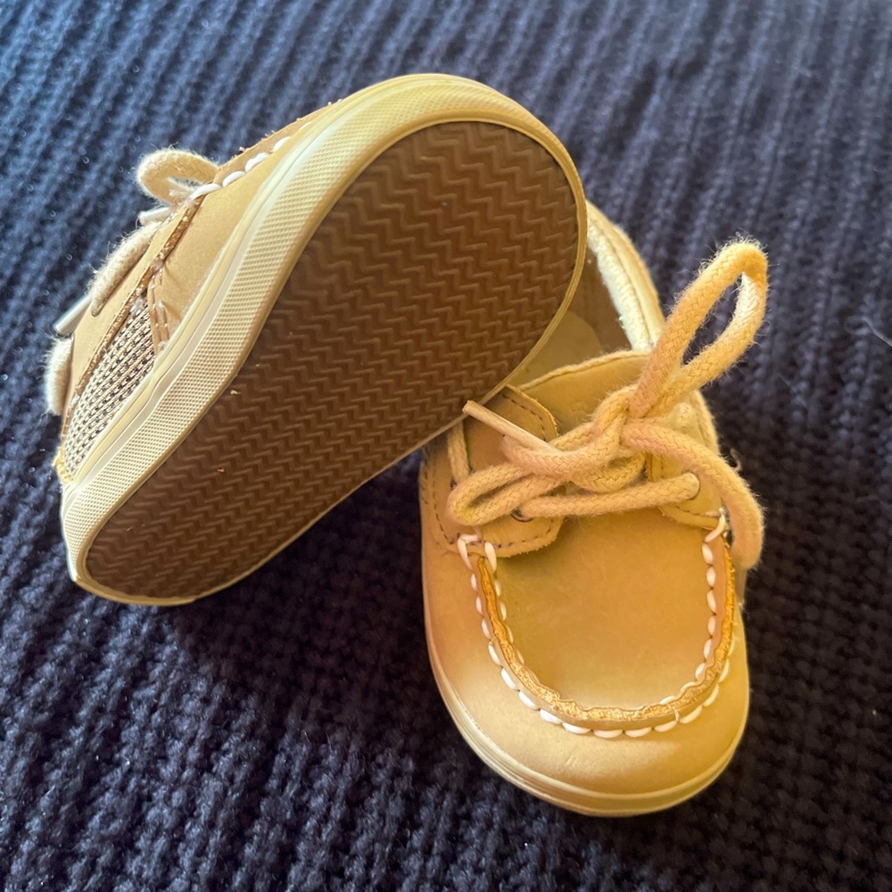 Sperry’s Baby size 2